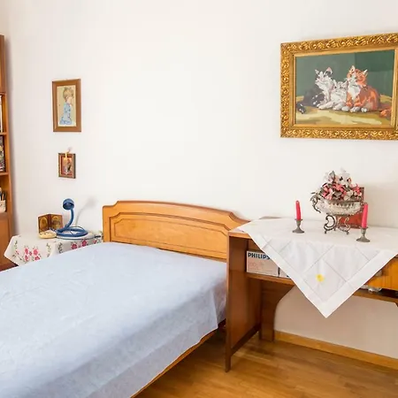 Apartment βυρωνοσ