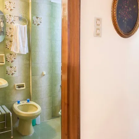 βυρωνοσ Apartamento